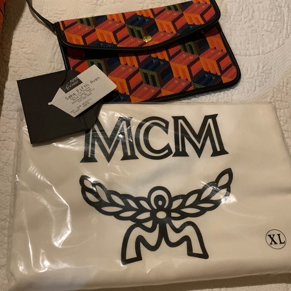 MCM jacquard shopper tote NWT - Picture 17 of 17